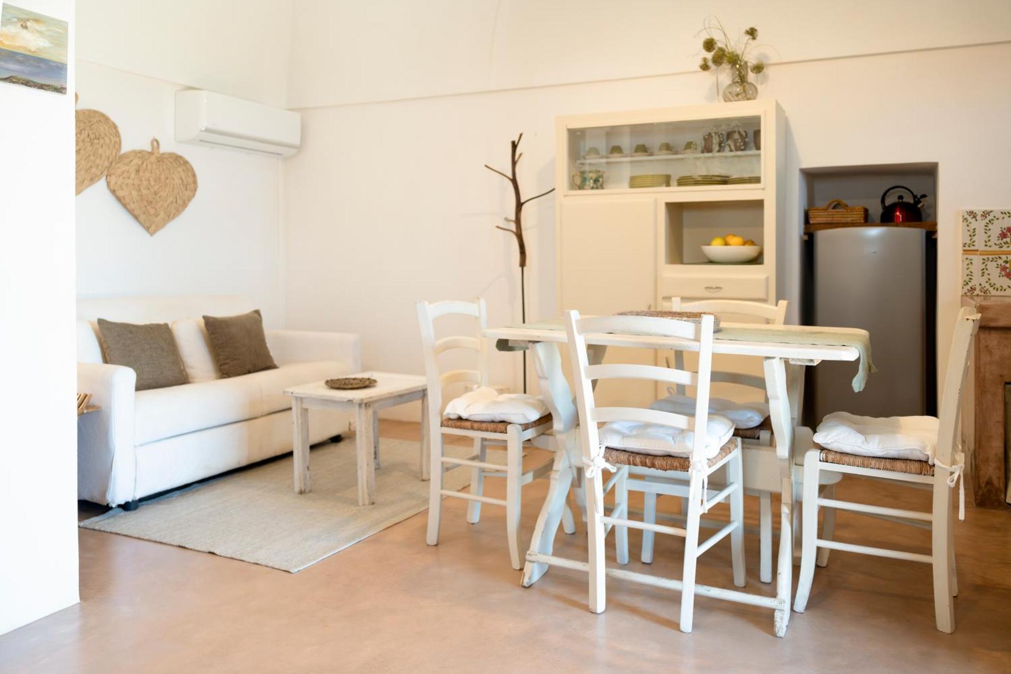 Kuddia Attalora Villa Scauri  ภายนอก รูปภาพ